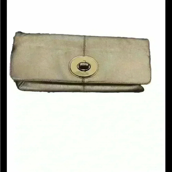 Coach Large Gold Patent Leather Clutch Wristlet Wallet Purse - Picture 3 of 6
